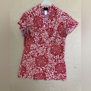 BUNDLE BONANZA.  USA V NECK BLOUSE.